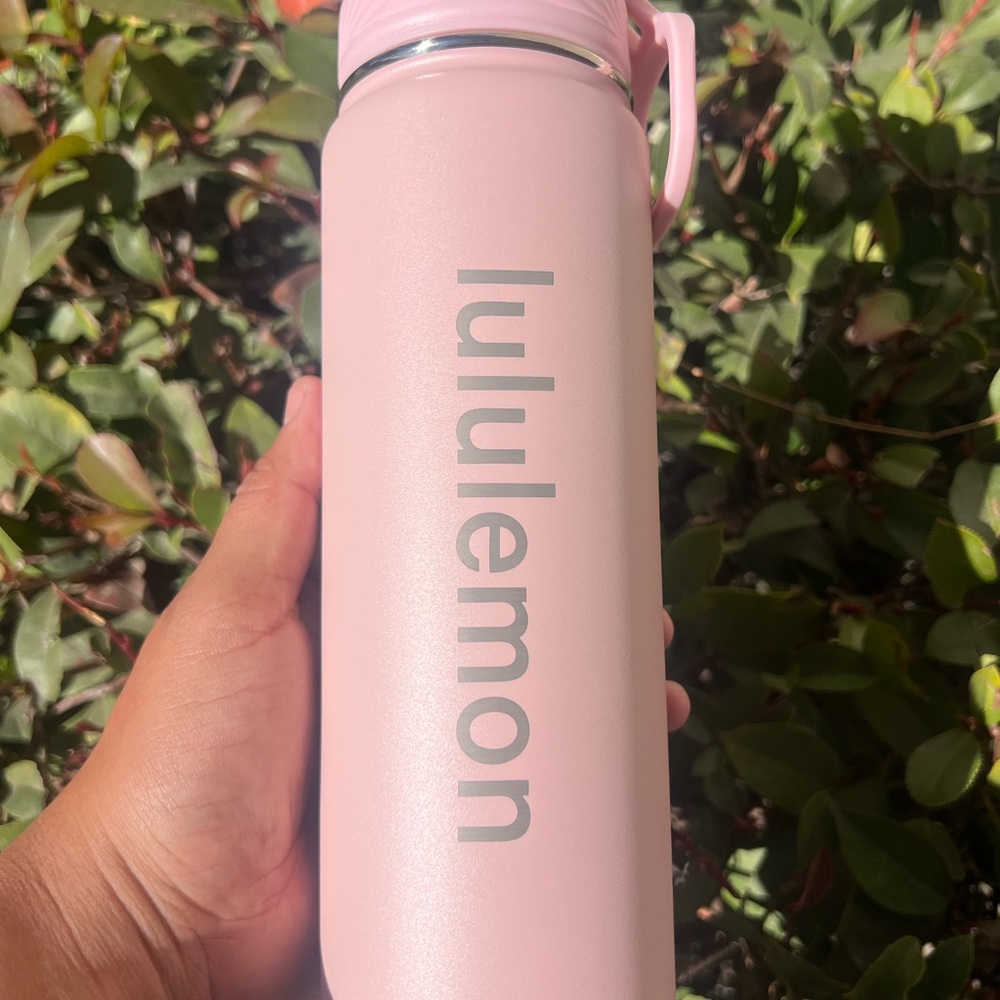Lululemon 24oz Pink Color Water Cup/Tumbler with Hello Kitty Engraving